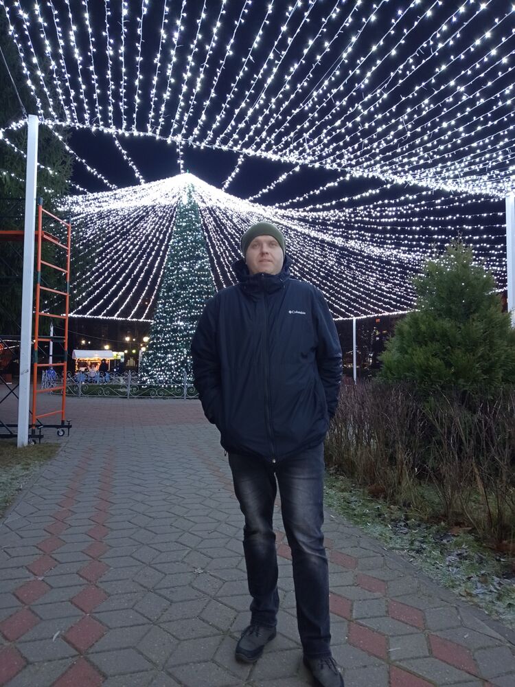  ,   Ivan, 33 ,   ,   , c , 