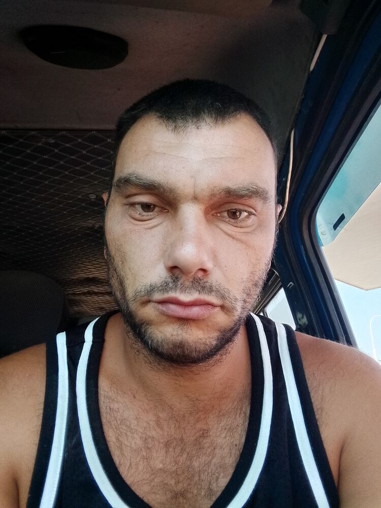  53022928  , 32 ,    
