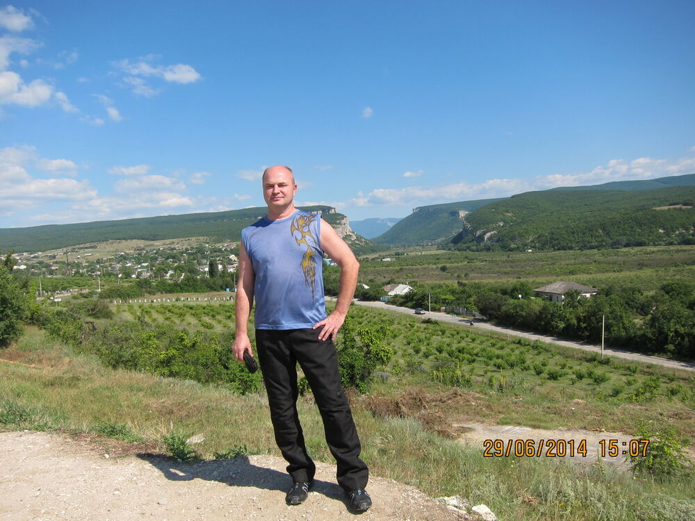  5623928  Sergey, 55 ,    