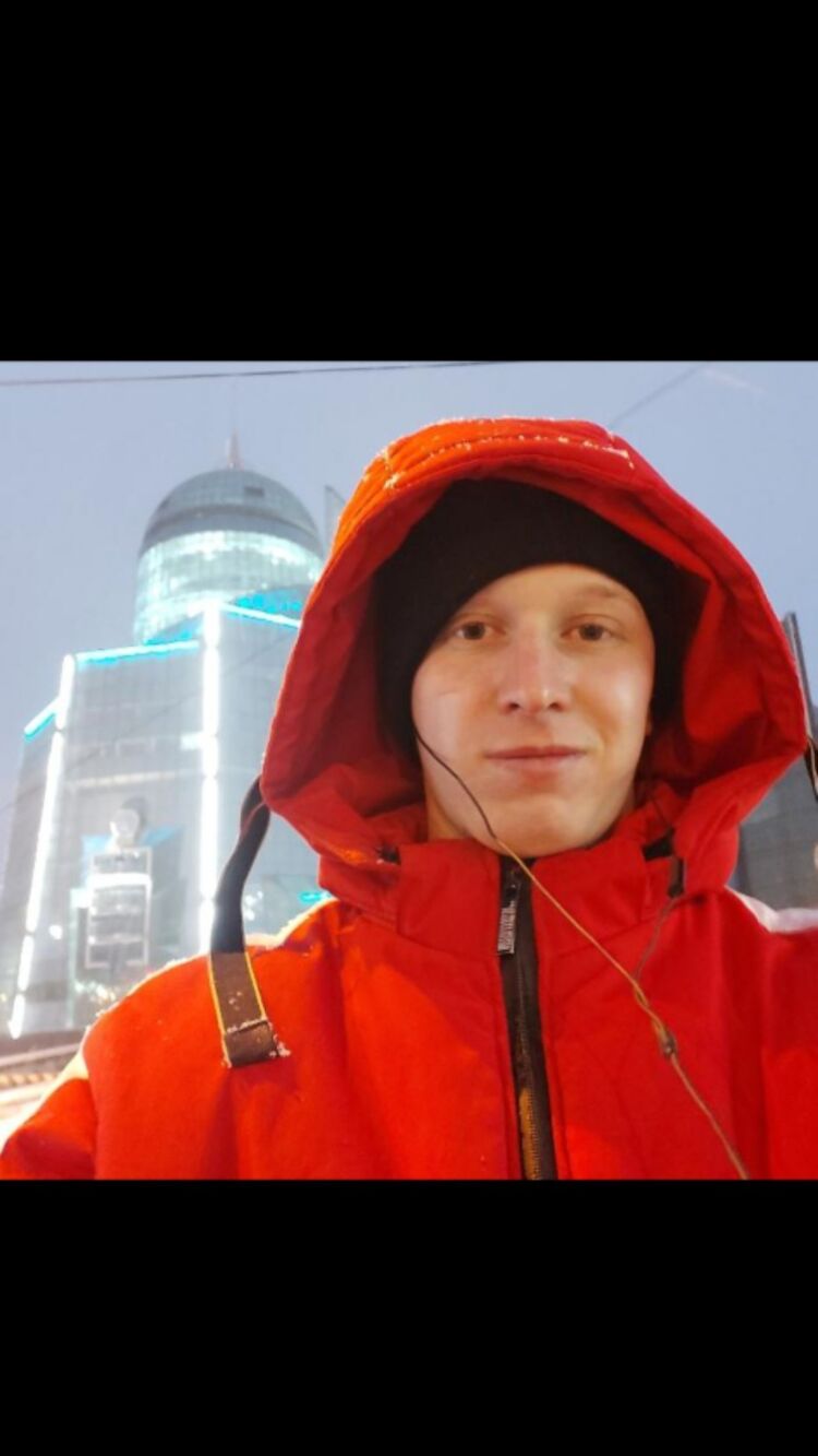  31058428  , 27 ,    
