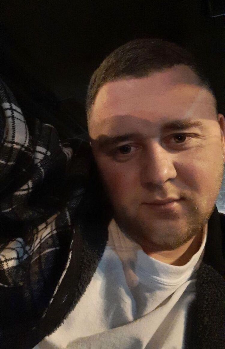  52876148  , 29 ,    