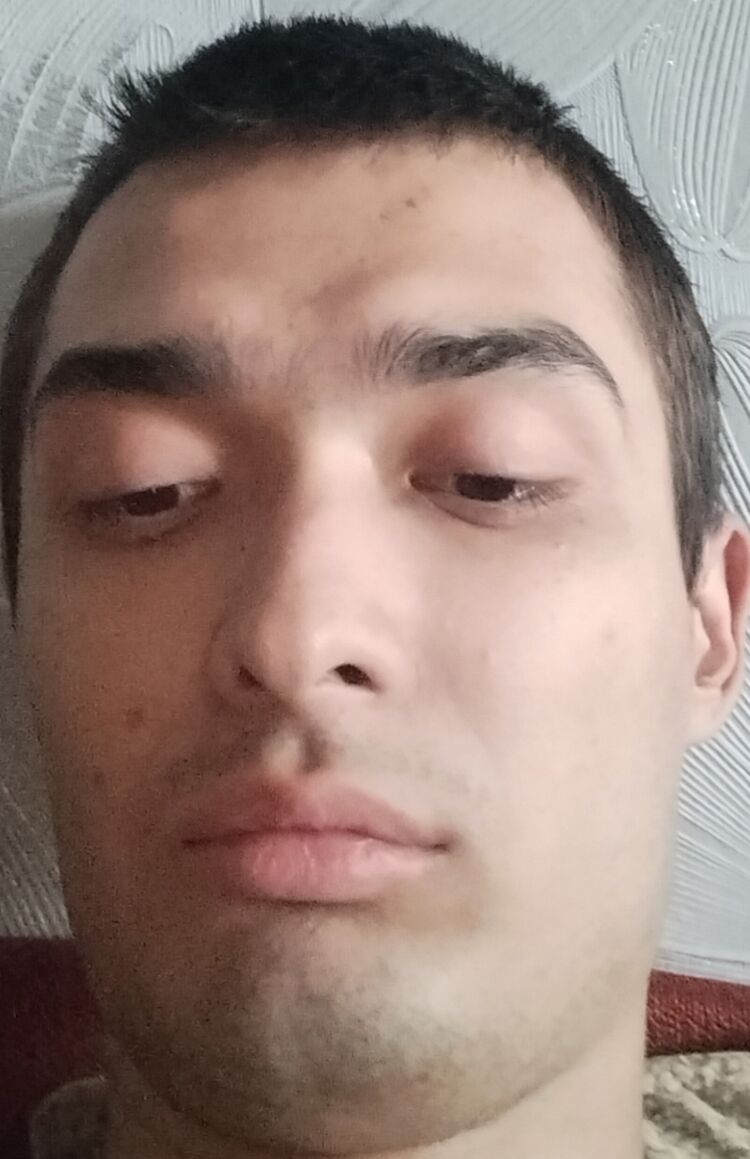  47144078  , 18 ,    