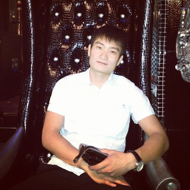  39502518  Aleksandr, 31 ,    