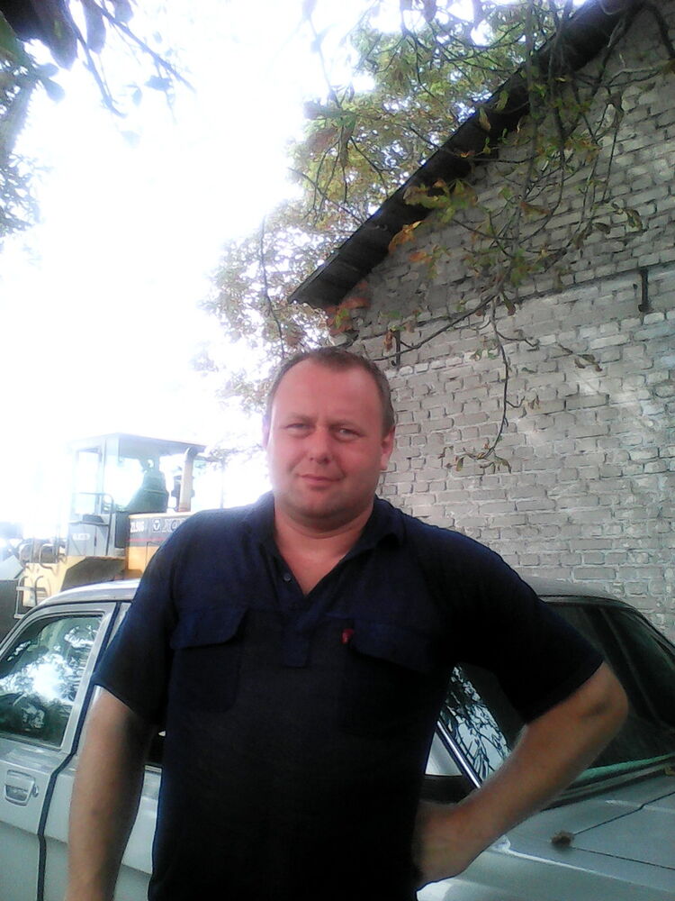  ,   Igor, 48 ,  