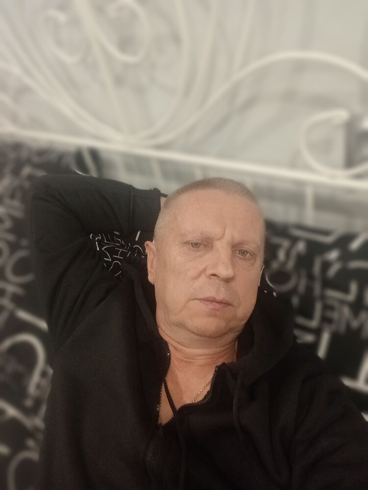  -,   Oleg, 48 ,     , c 