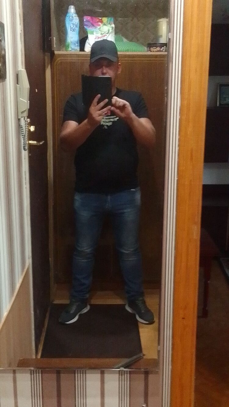  28181938  , 37 ,    