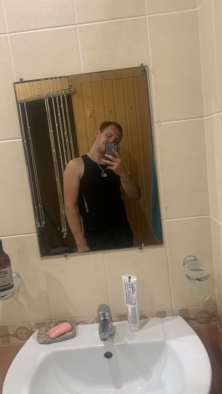  43955138  , 27 ,    
