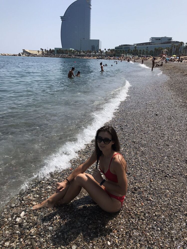  53398818  Eva, 20 ,    L'hospitalet De Llobregat