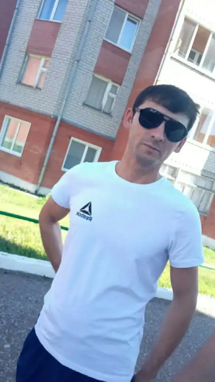  44859468  , 42 ,    