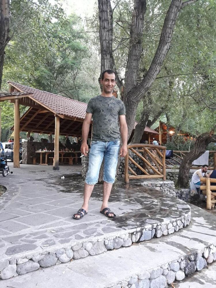  12750458  Nver, 40 ,    