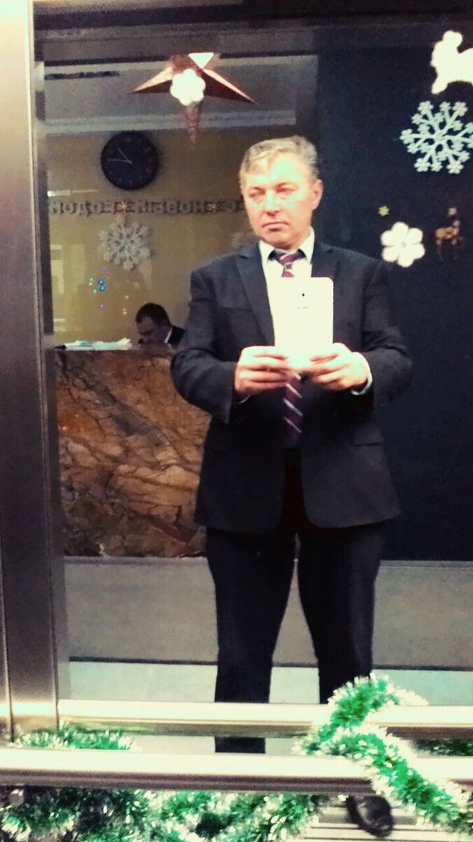  ,   Oleg, 54 ,   ,   , c 