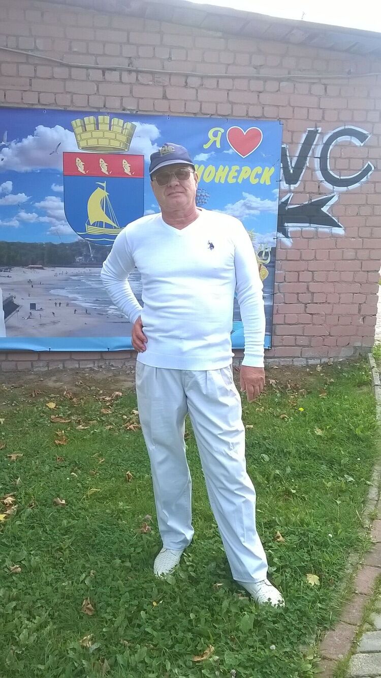  ,   Alexey, 69 ,   c 