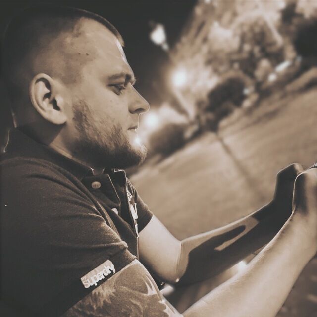  ,   Einar, 33 ,   ,   