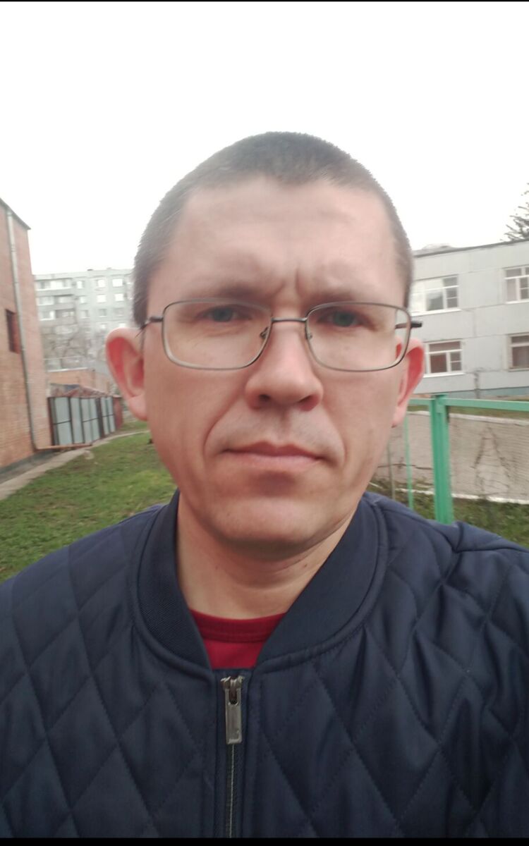  44607938  , 51 ,    