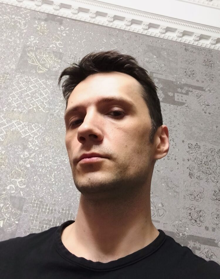 ,   Anton, 35 ,   ,   