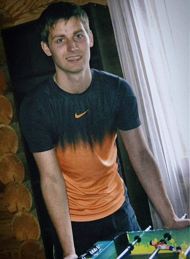  53284478  Igor, 37 ,    