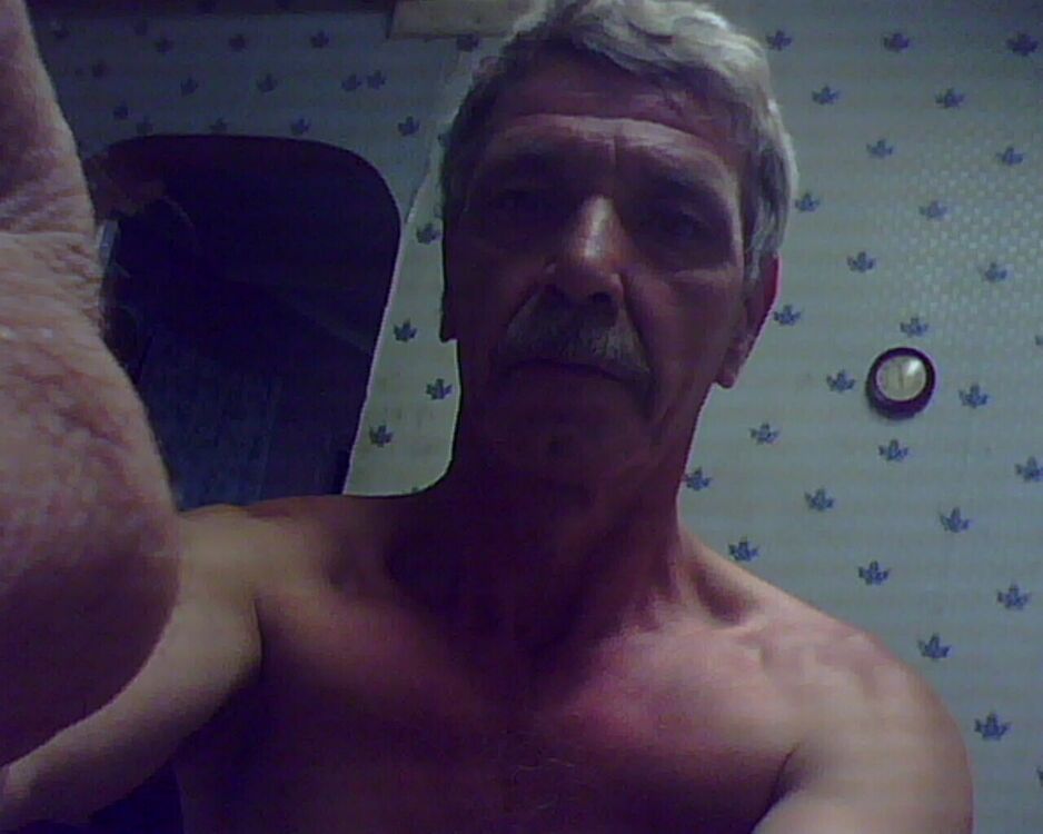  37009068  , 65 ,    