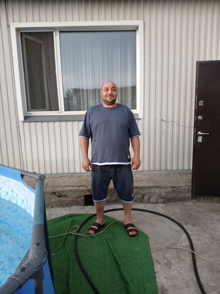  52548648  Maksim, 45 ,    