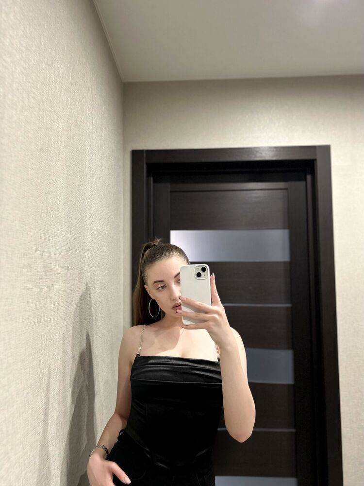  53829718  , 19 ,    