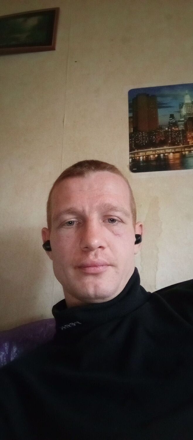  43832698  , 32 ,    