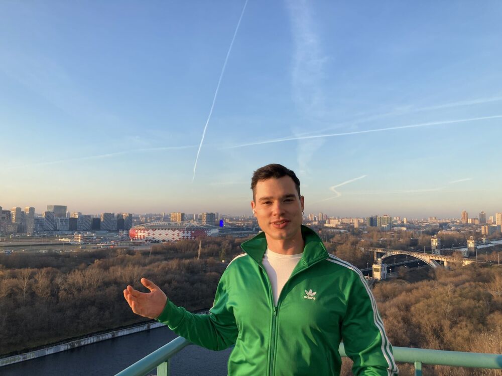  24671298  Vlad, 31 ,     