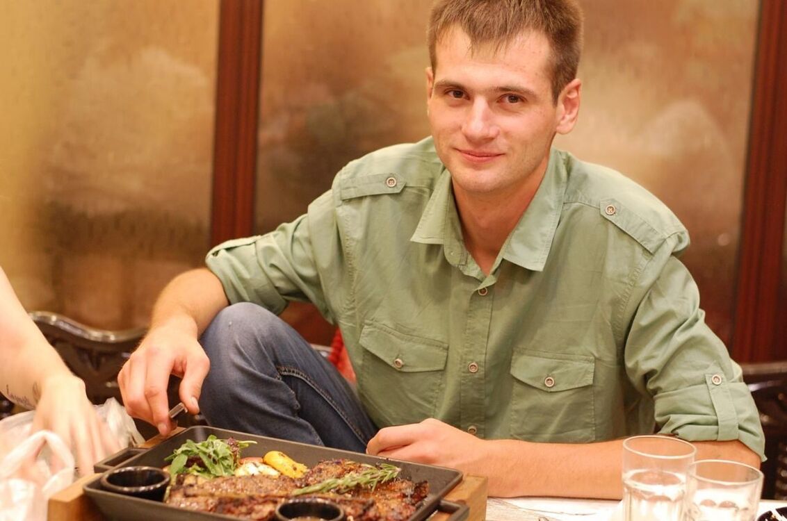  40762668  Aleks, 35 ,    
