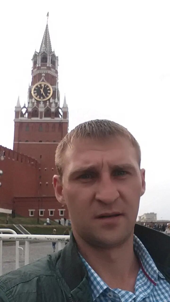  27159528  Roman, 36 ,    