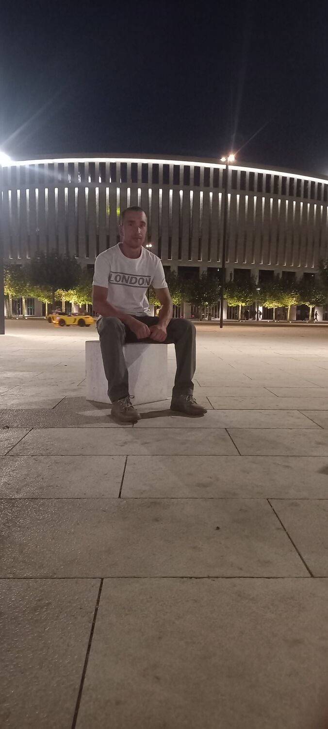  28465928  , 31 ,    