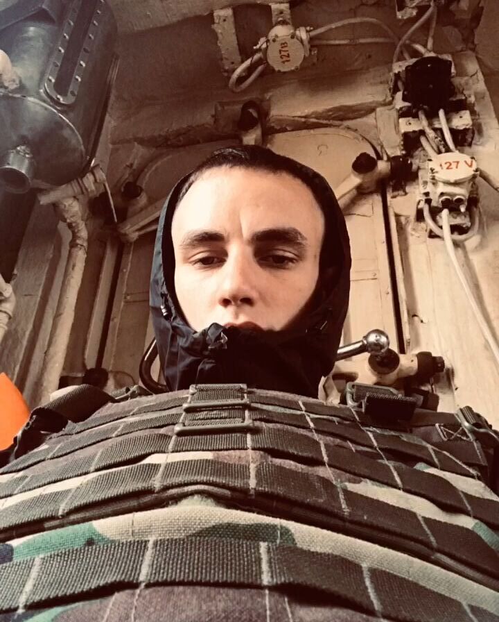  45089548  , 21 ,    