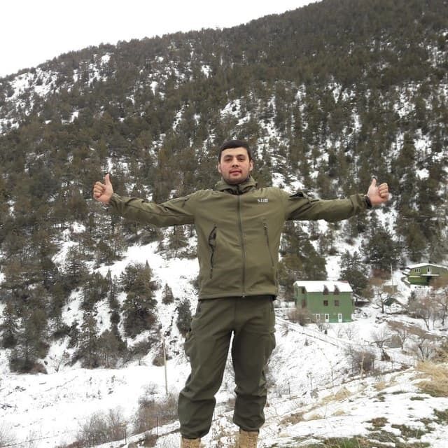  23538078  Muhammad, 32 ,    