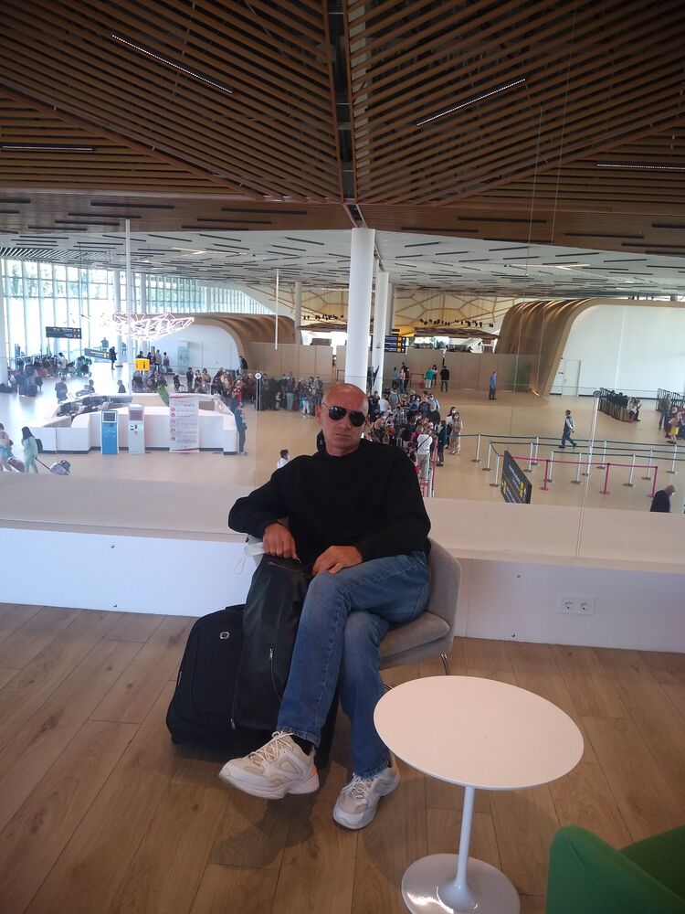  ,   Zaza, 51 ,   ,   