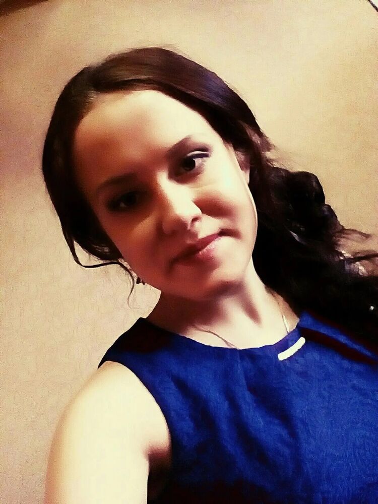  ,   ANNA, 28 ,  