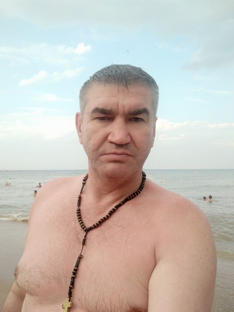 17873998  Igor omorfos, 54 ,    