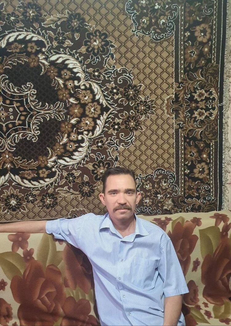  51370828  Zinnur, 45 ,    