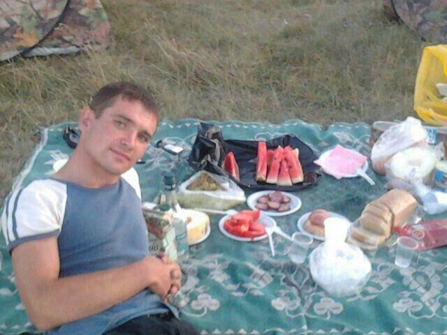  ,   Artem, 41 ,   ,   , c 