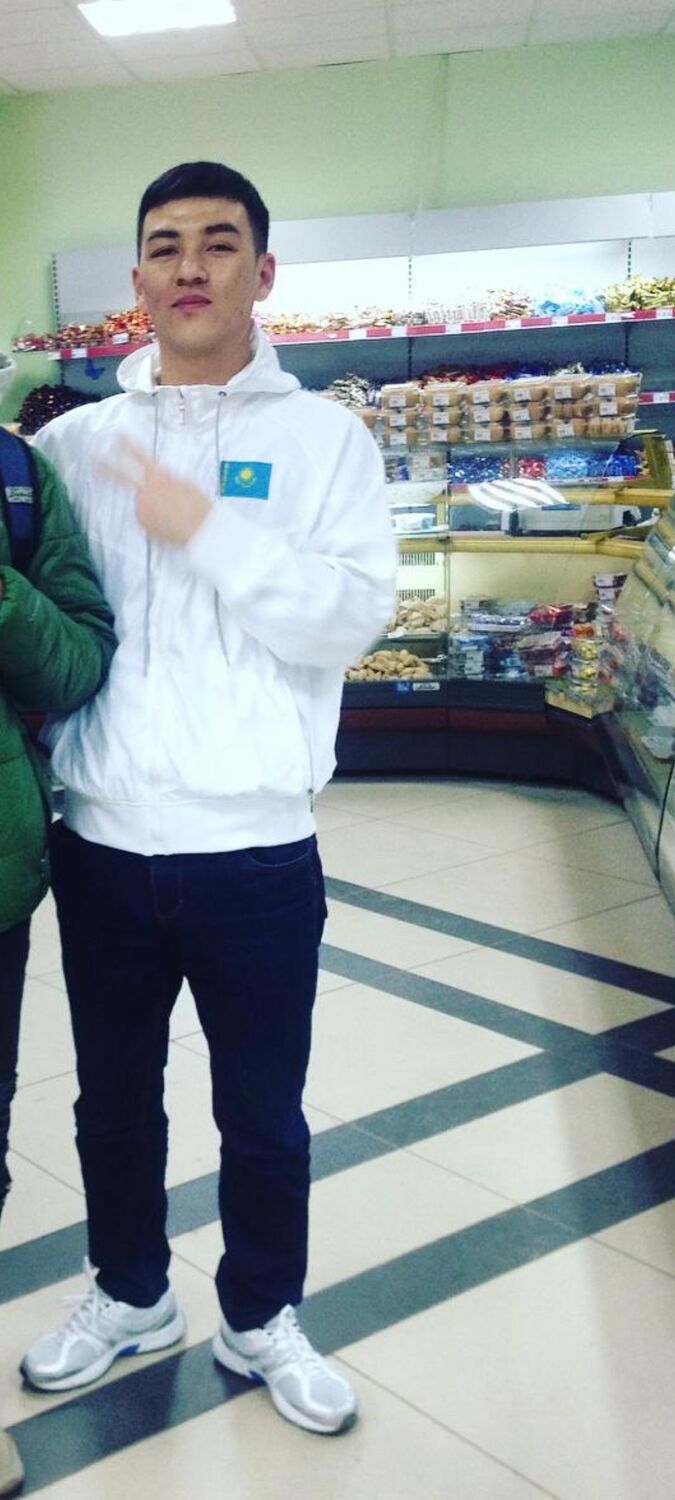  ,   Oraz, 28 ,   ,   