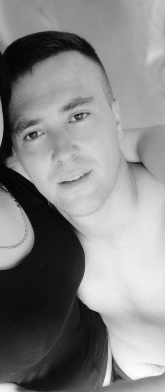  ,   Alex, 32 ,   ,   