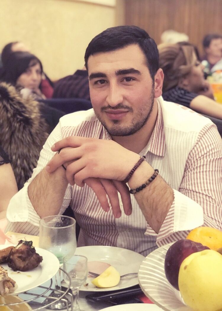 ���� 19438298 ������� ���, 35 ���, ���� ���������� � �����������