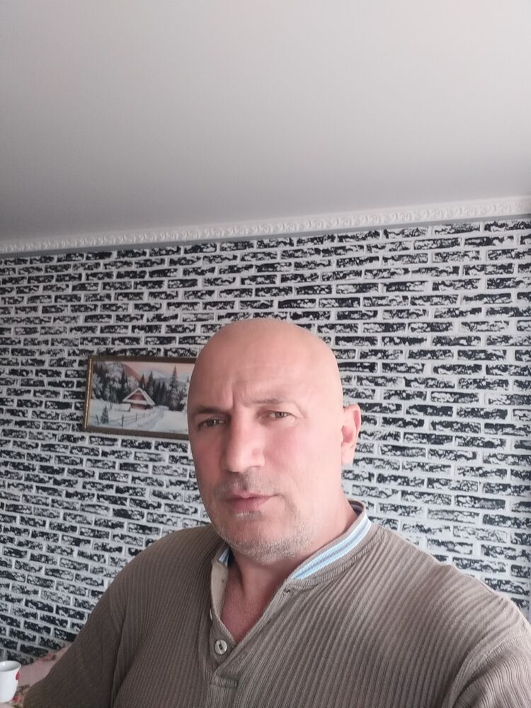  35031338  Jors, 49 ,    