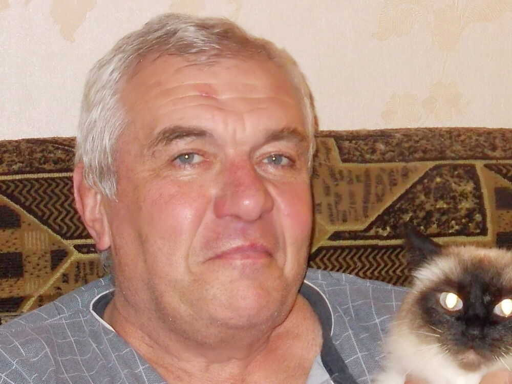  8553688  Vlad, 50 ,    