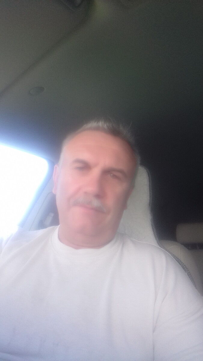  9747728  Oleg, 60 ,    