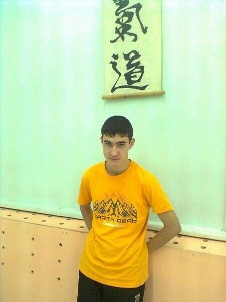 ���� 4757428 ������� �����, 32 ����, ���� ���������� � ���������� ������