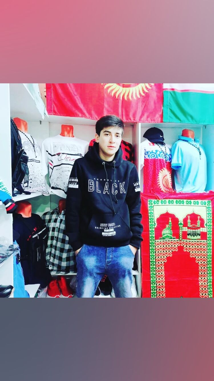  ,   Mengboyev, 27 ,     , c 