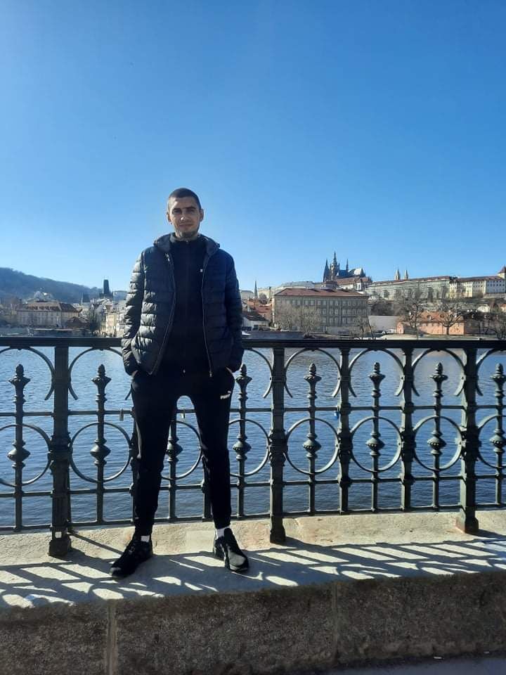  ,   Vitalik, 27 ,   ,   