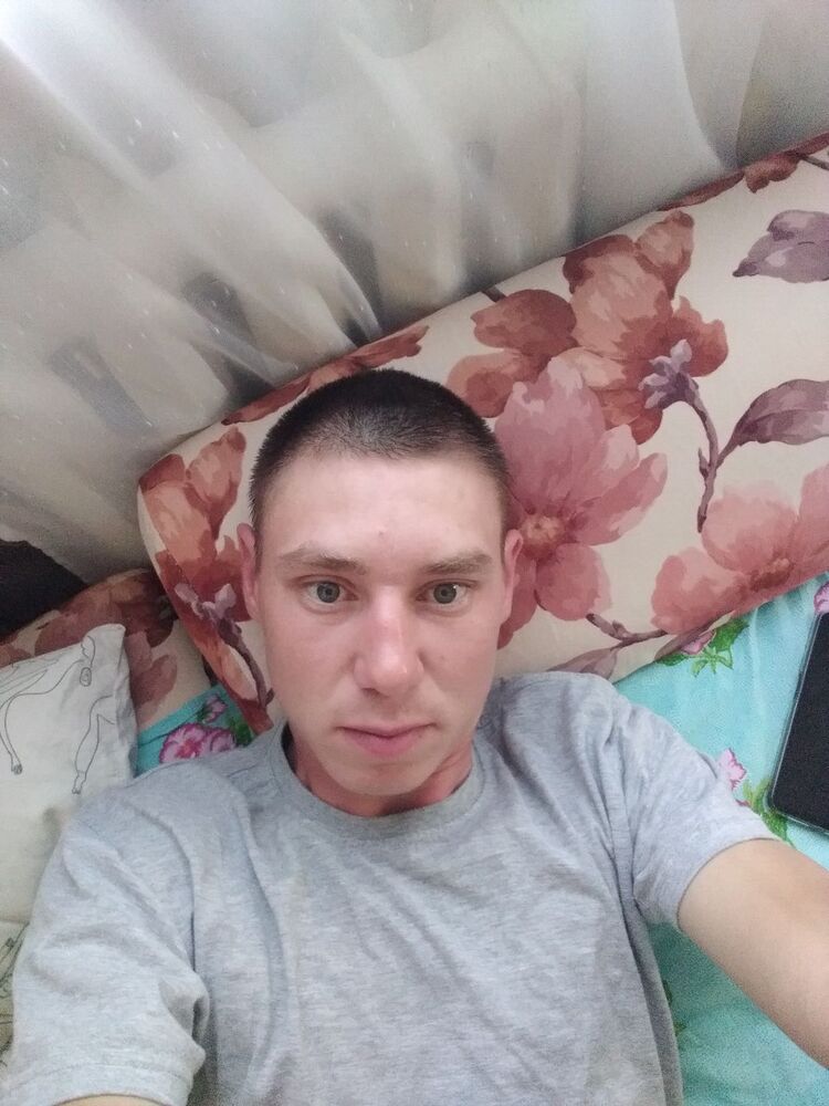  35786918  Zesyraev, 30 ,    