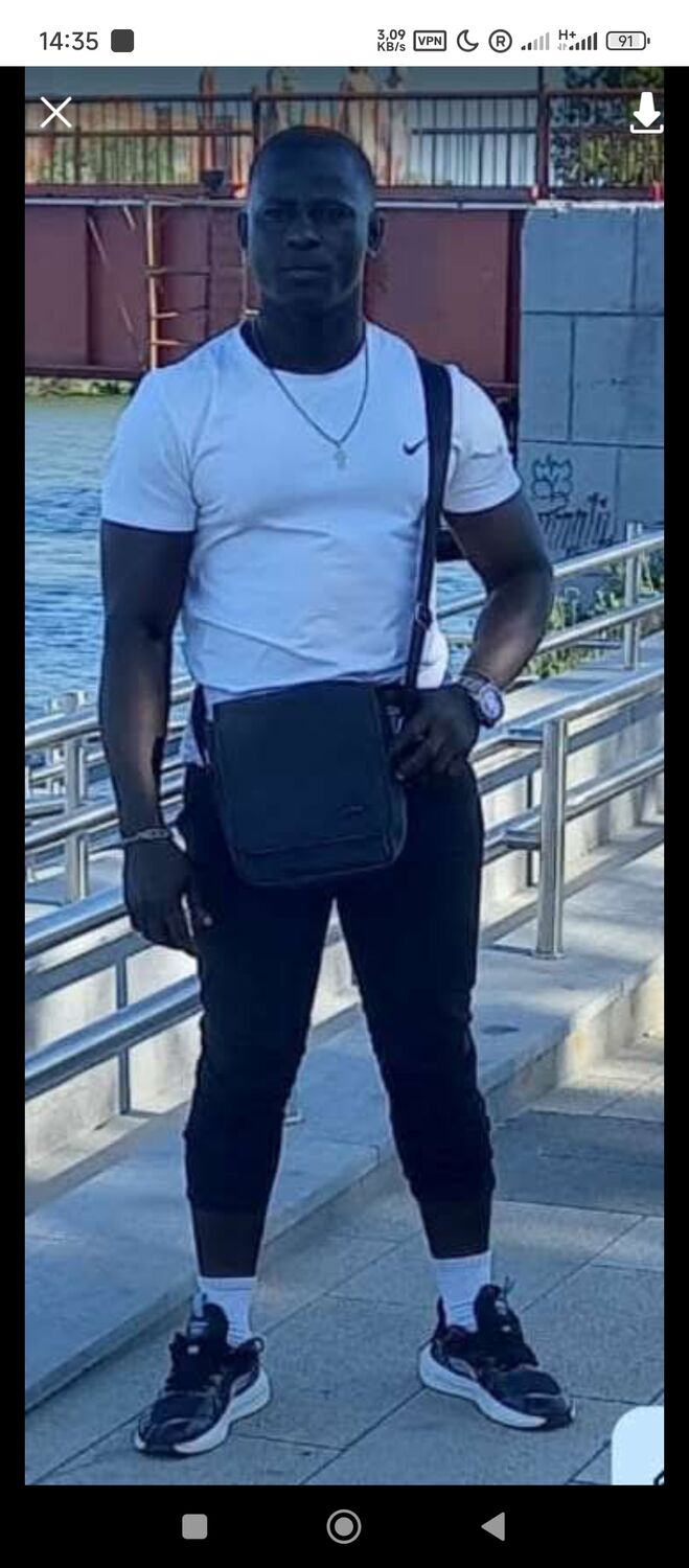  ,   Augusto, 35 ,   ,   