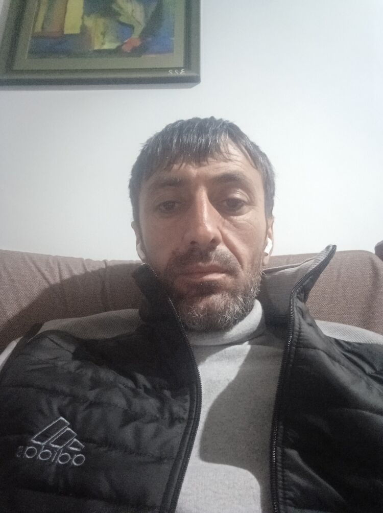  48351348  , 38 ,    