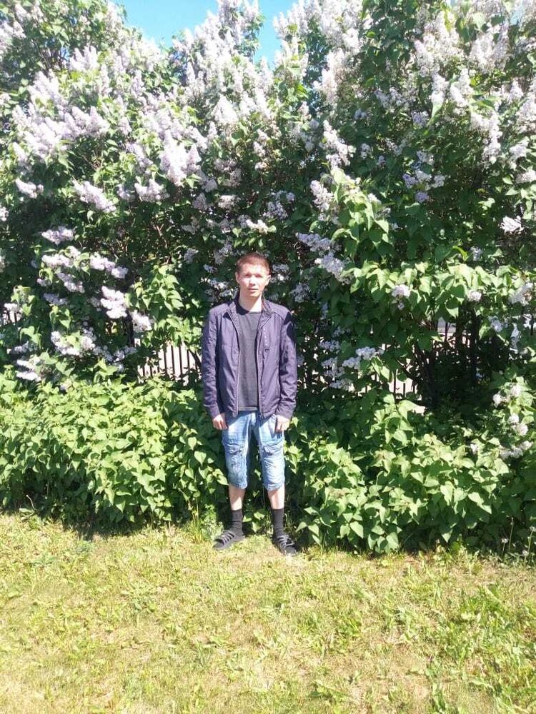  ,   Mikhail, 33 ,     , c , 