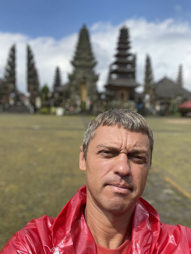  Denpasar,   Aleksandr, 48 ,   ,   , c 