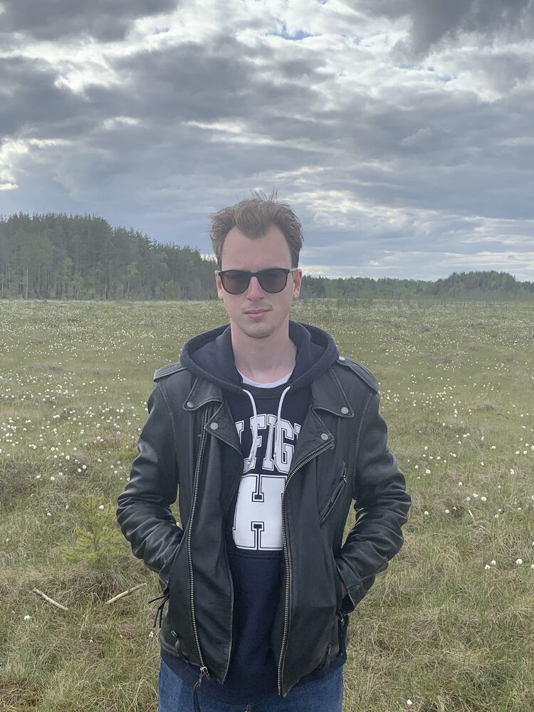  36608968  , 21 ,    -